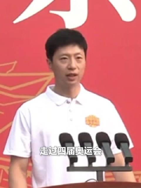 听说来了一个很会打乒乓球的博士新生，他有六枚奥运金牌