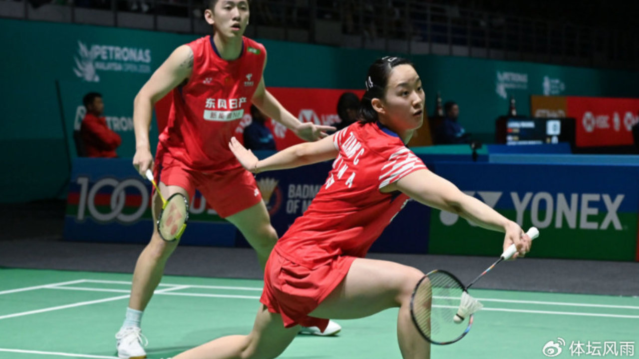 国羽混双开门红，程星/张驰2-0英格兰组合晋级16强